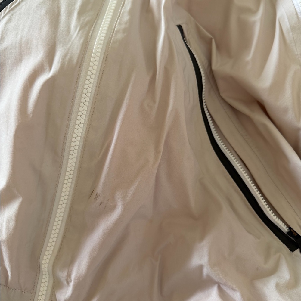 Lululemon Athletica Rain or Shine Rain Jacket - Picture 8 of 9